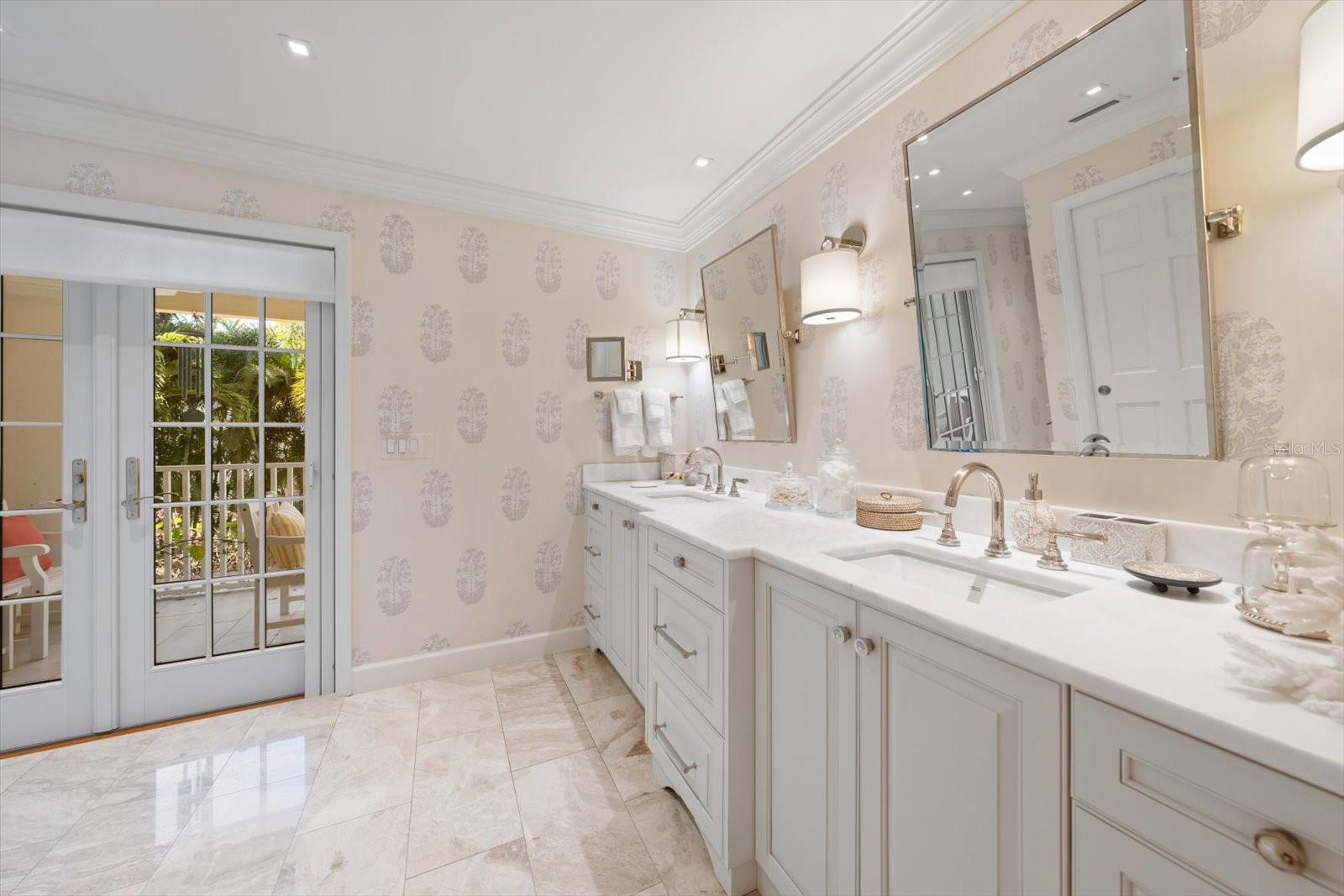 100 SARASOTA RD — photo 31