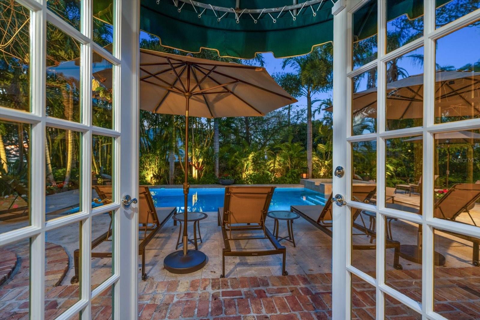 100 SARASOTA RD — photo 45