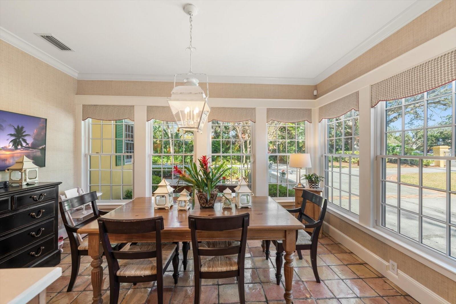 100 SARASOTA RD — photo 8