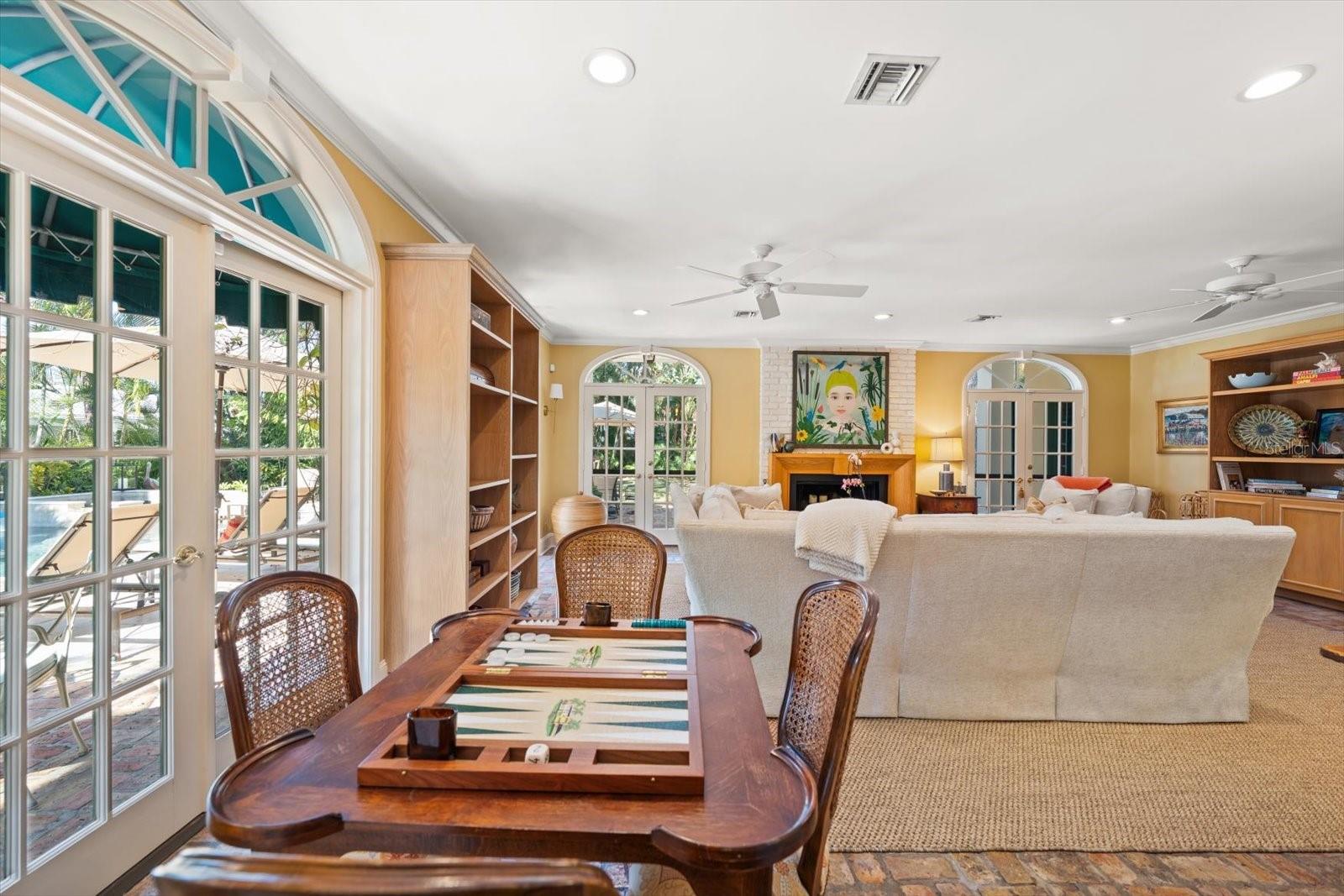 100 SARASOTA RD — photo 13
