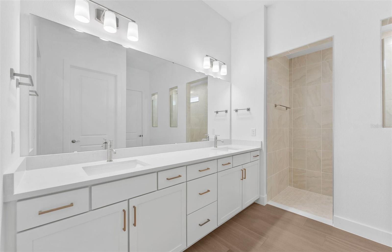 16739 HARVEST LEAF RD — photo 7