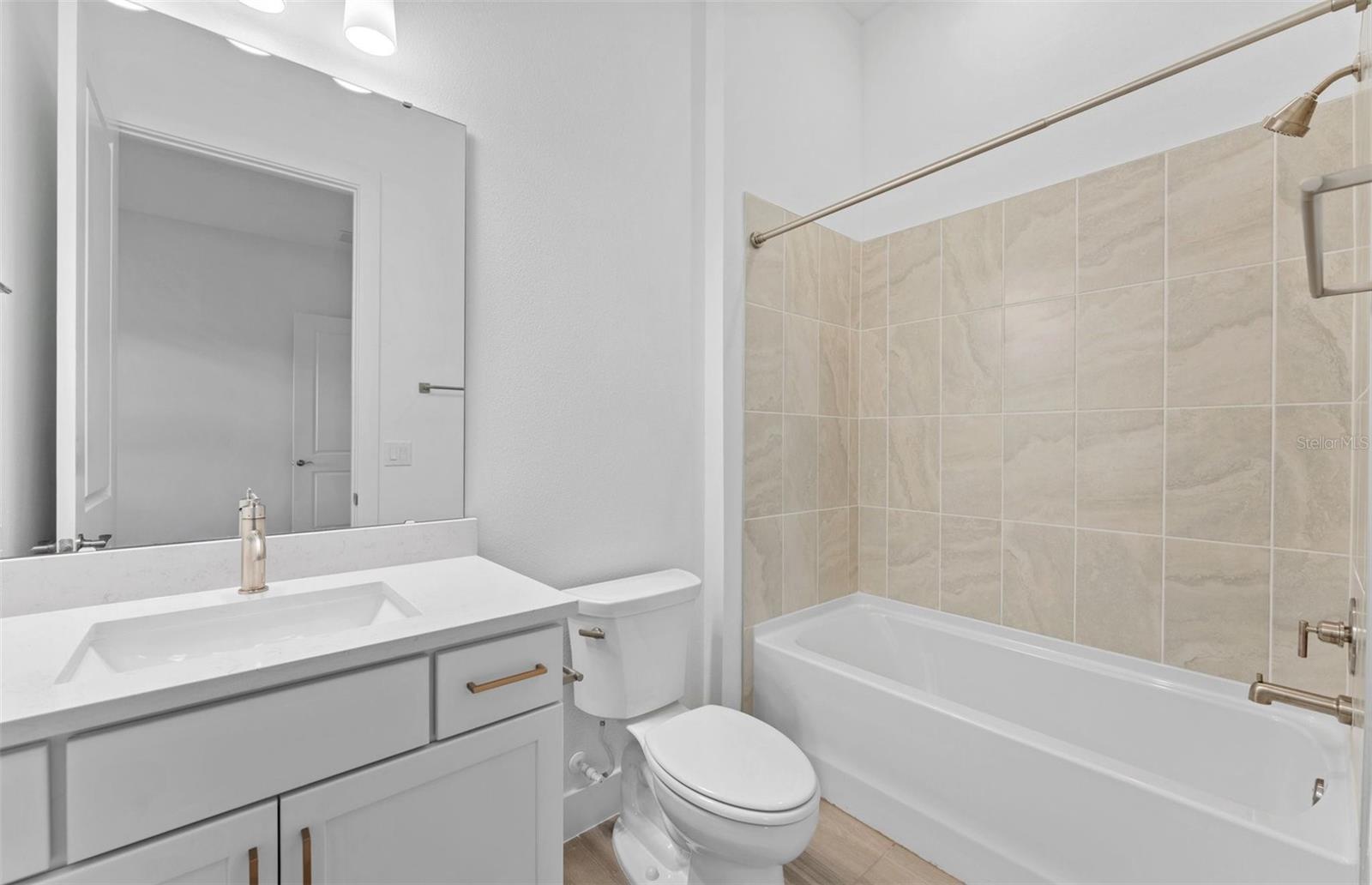 16739 HARVEST LEAF RD — photo 13