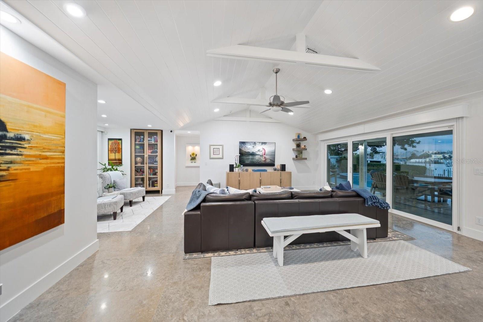 109 DRIFTWOOD LN — photo 27