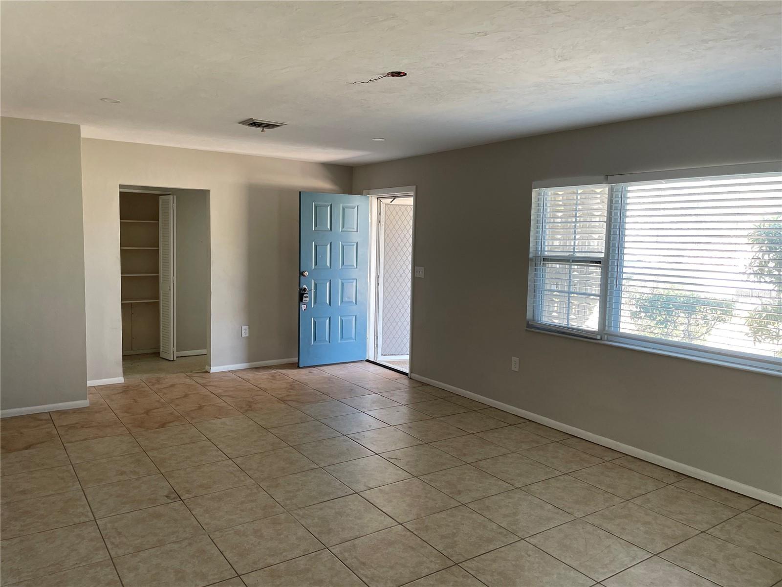 10307 SANDPIPER RD W — photo 5
