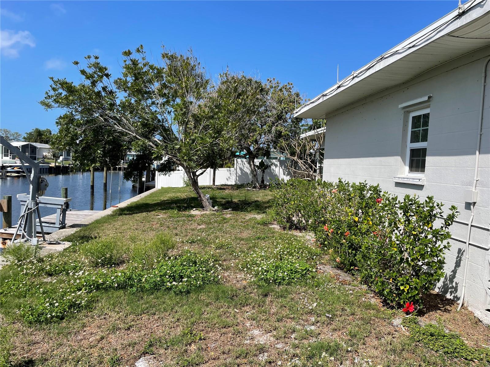 10307 SANDPIPER RD W — photo 25