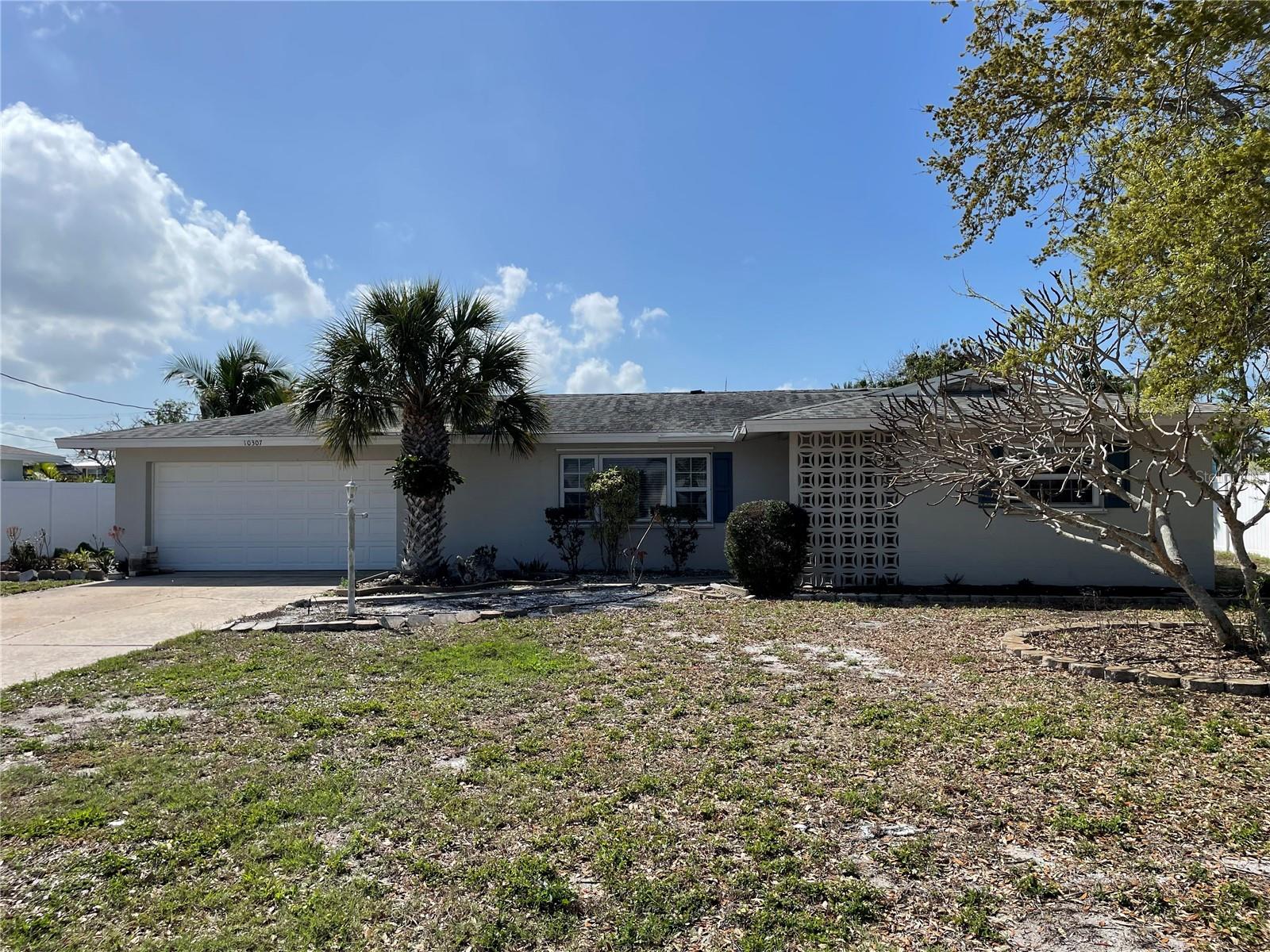 10307 SANDPIPER RD W — photo 2