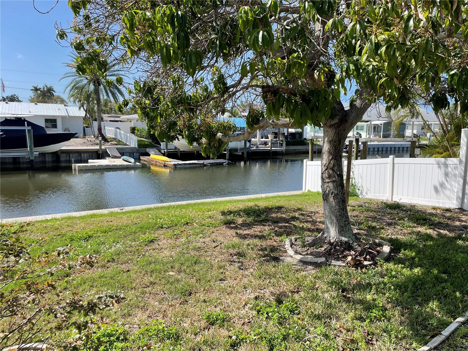 10307 SANDPIPER RD W — photo 22