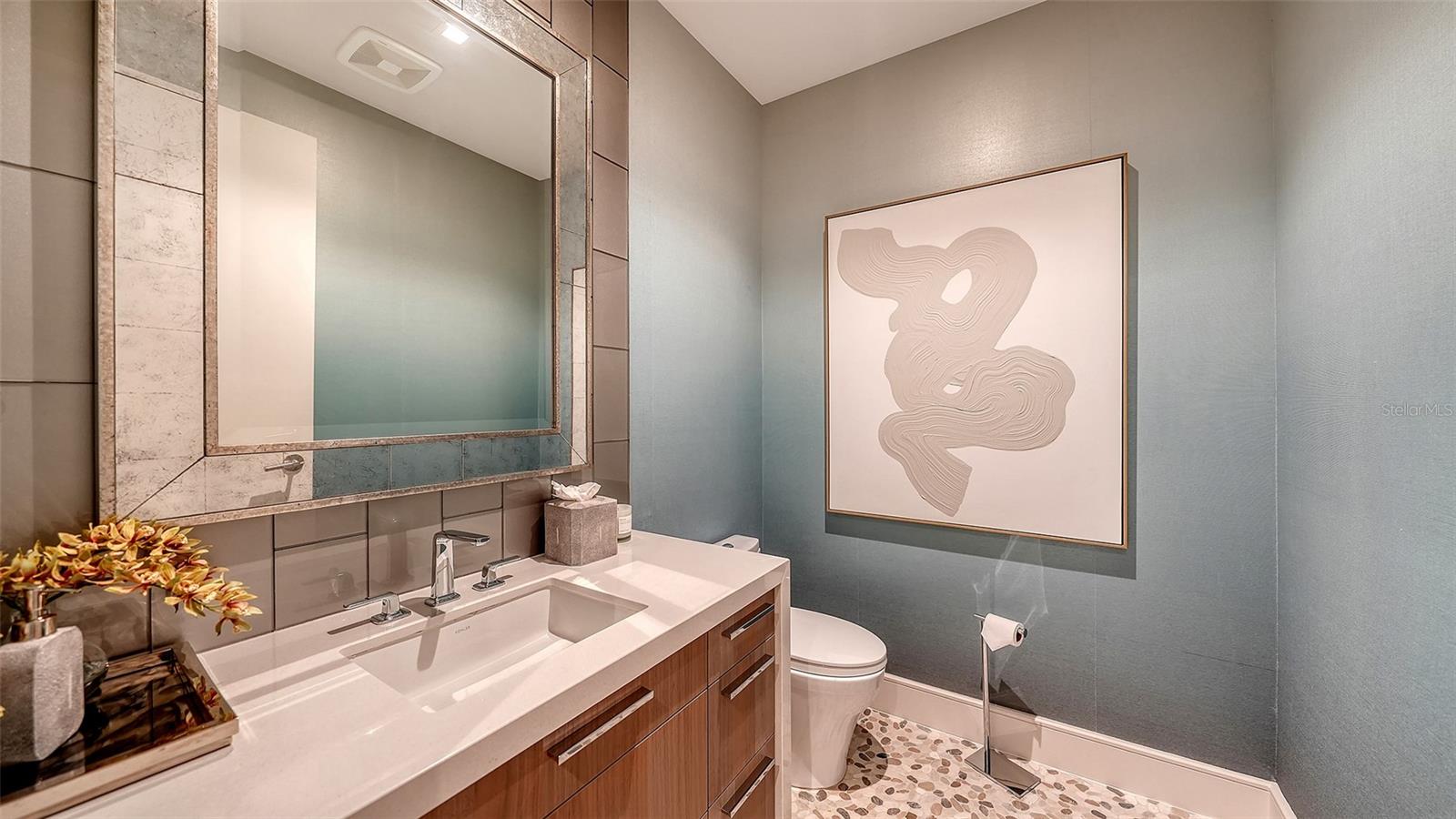 1561 GULF OF MEXICO DR #304 — photo 50