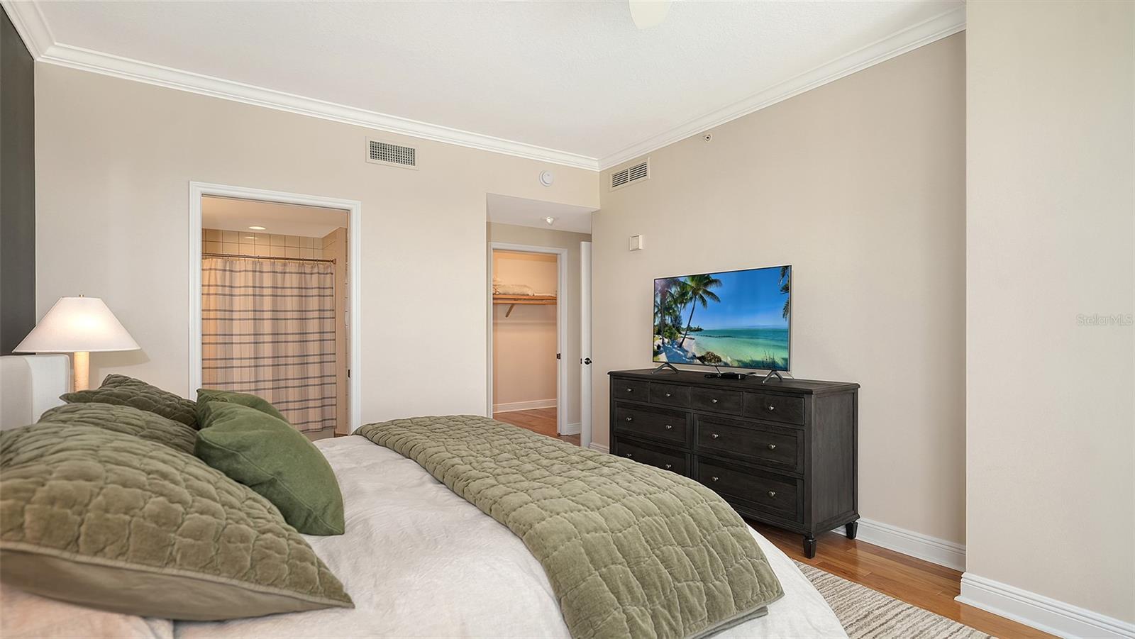 100 CENTRAL AVE #K817 — photo 32