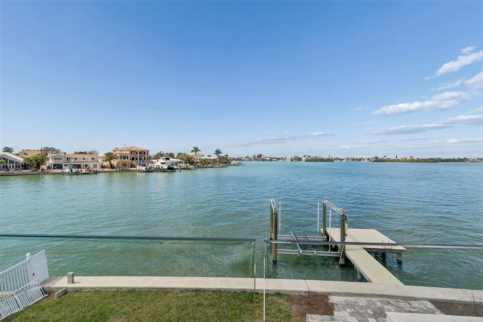 478 HARBOR DR N — photo 47
