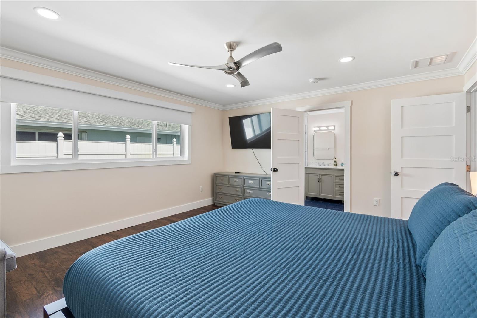 478 HARBOR DR N — photo 10