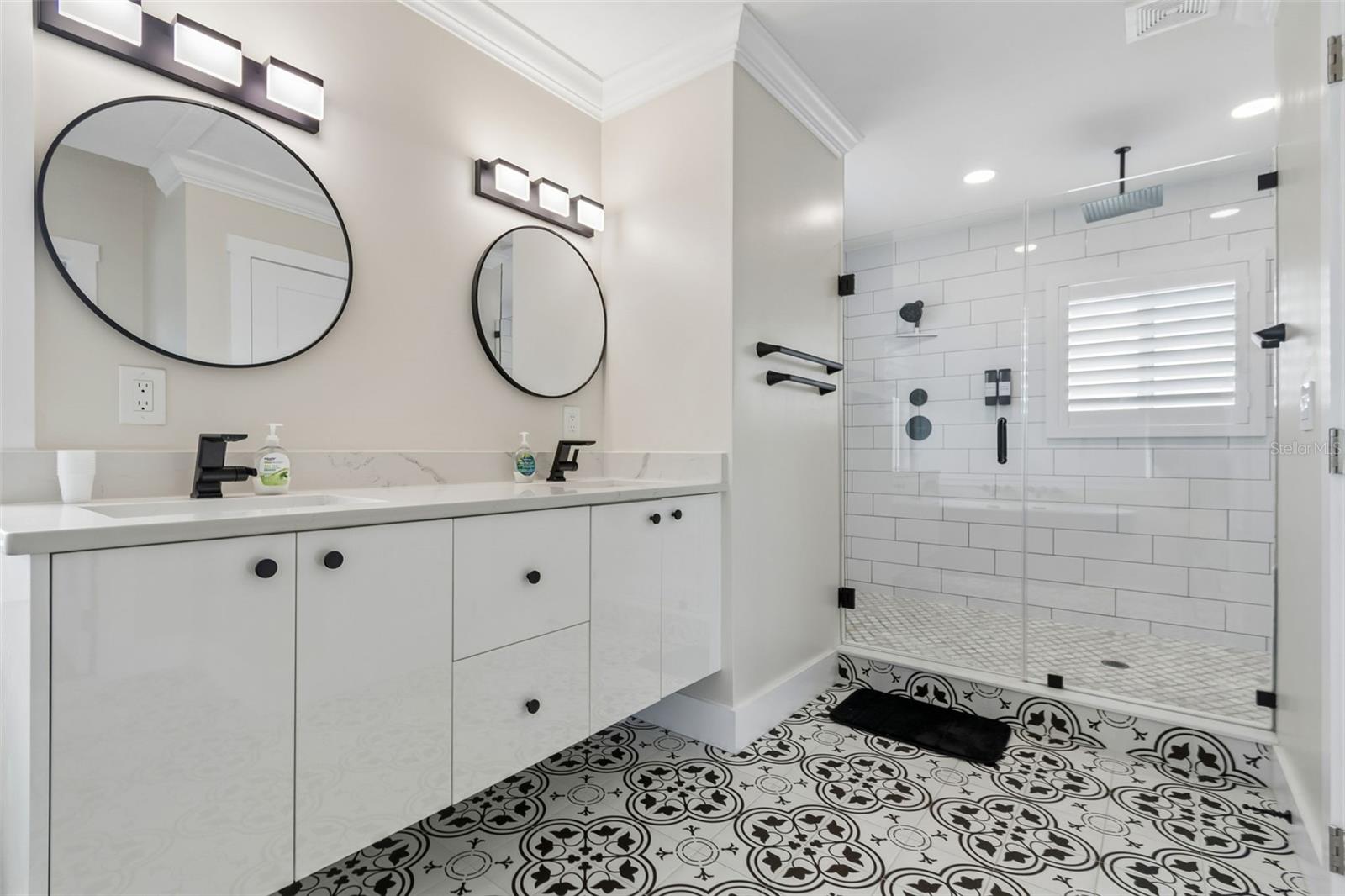 478 HARBOR DR N — photo 33