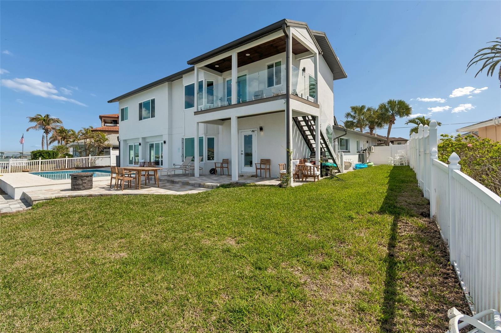 478 HARBOR DR N — photo 51