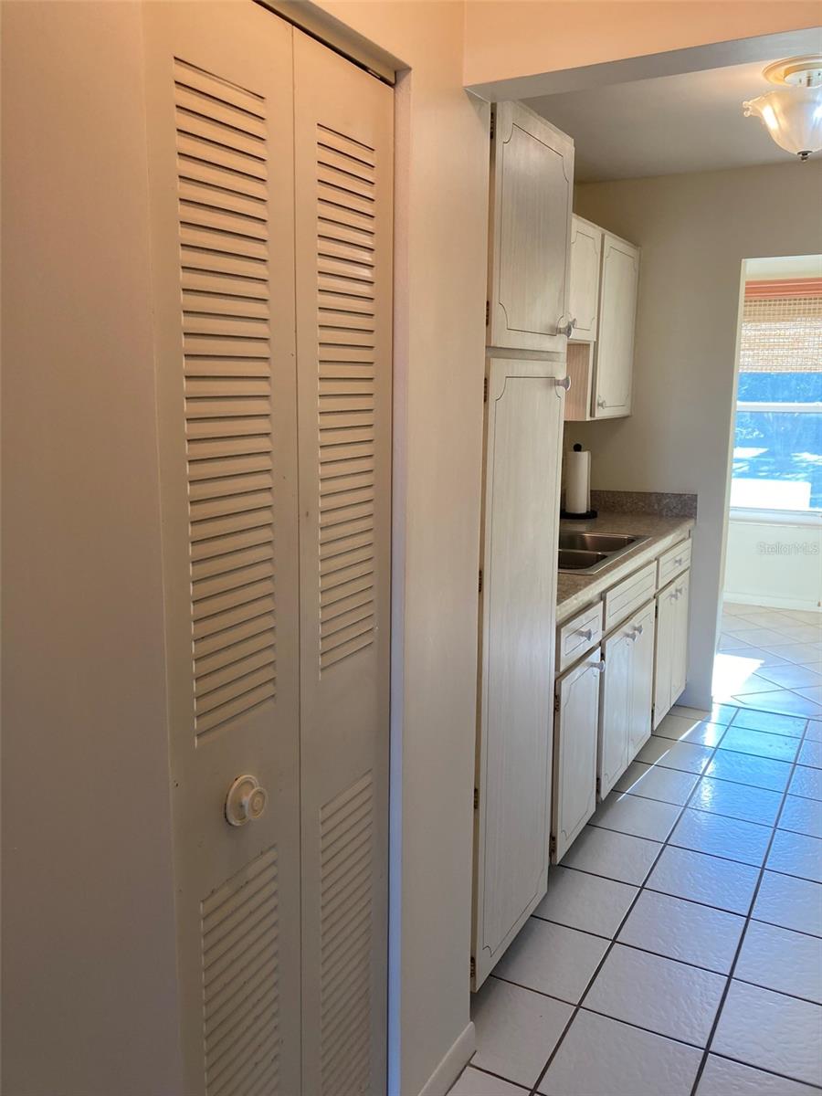 5750 80TH ST N #C202 — photo 11