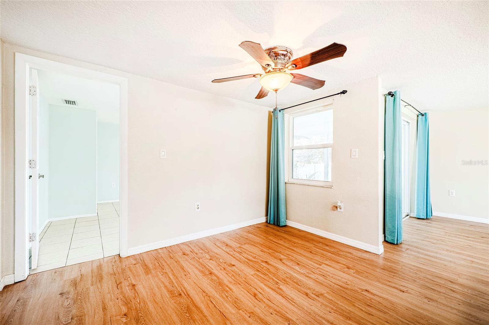9720 GRAY FOX LN — photo 8