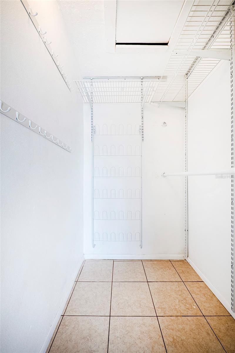 9720 GRAY FOX LN — photo 26