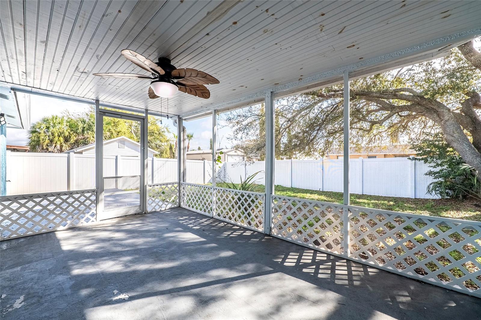 9720 GRAY FOX LN — photo 33