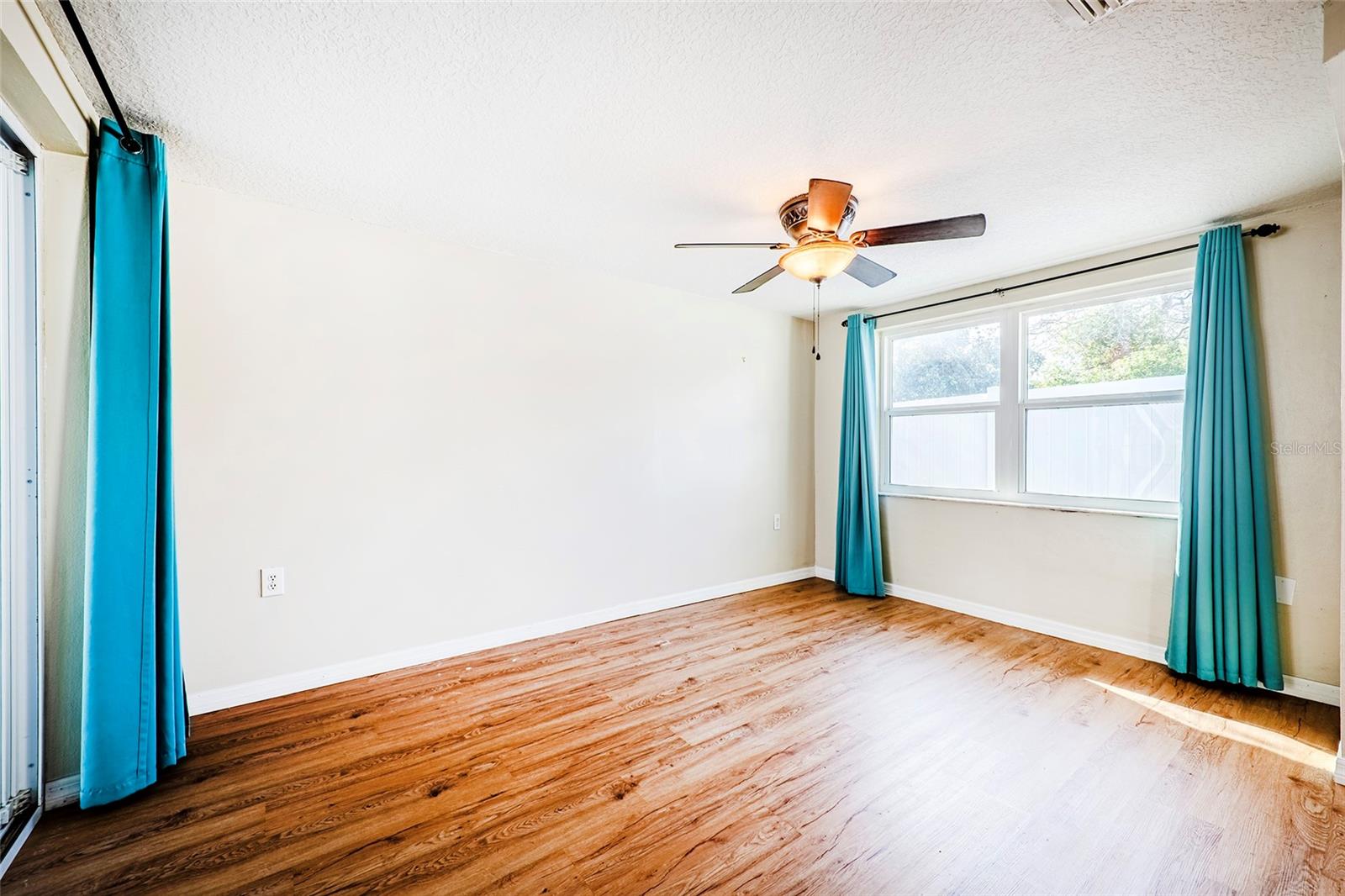 9720 GRAY FOX LN — photo 18