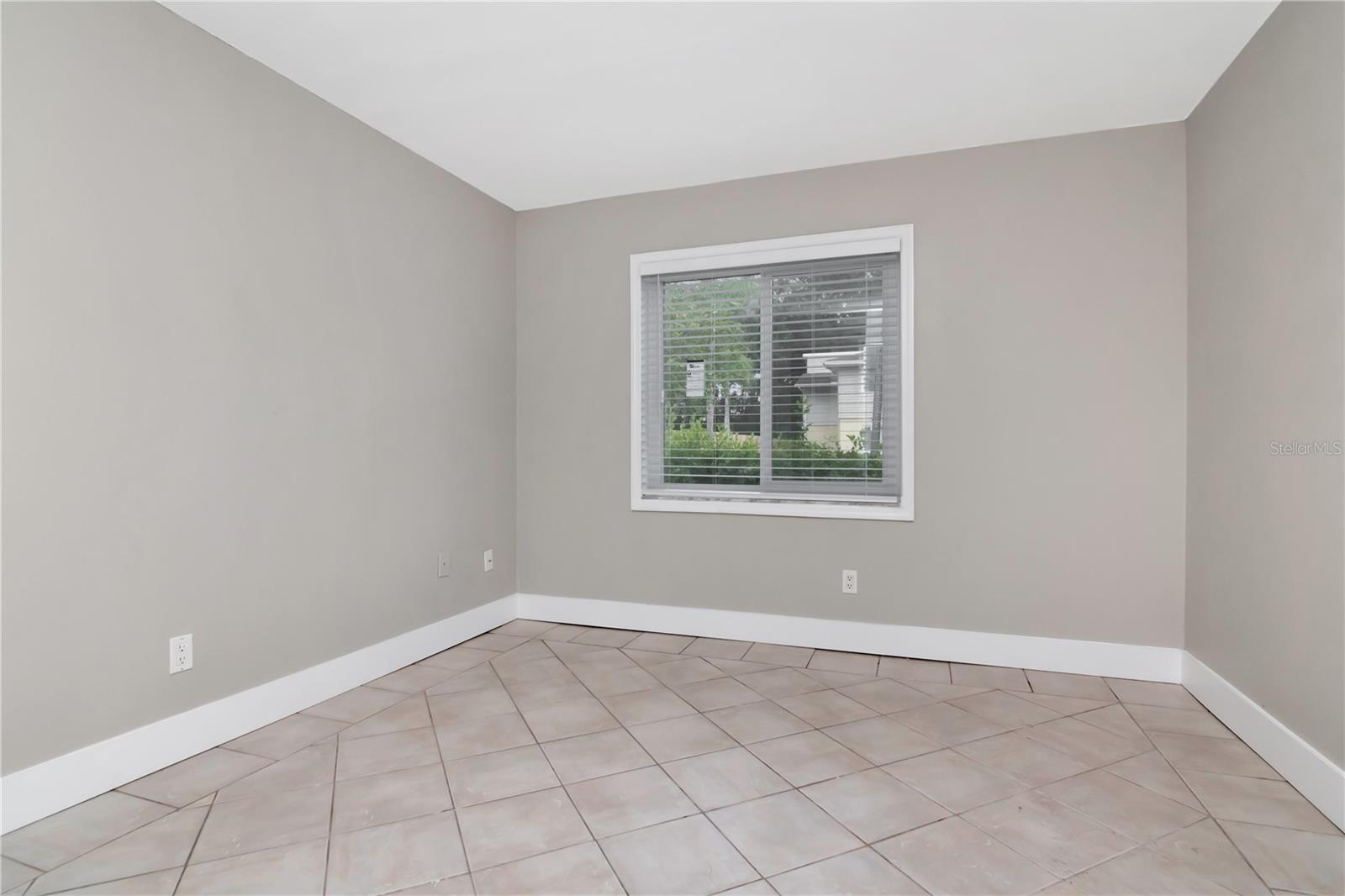 228 BERRY TREE PL — photo 22