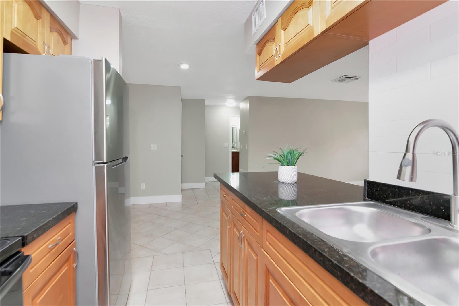 228 BERRY TREE PL — photo 14