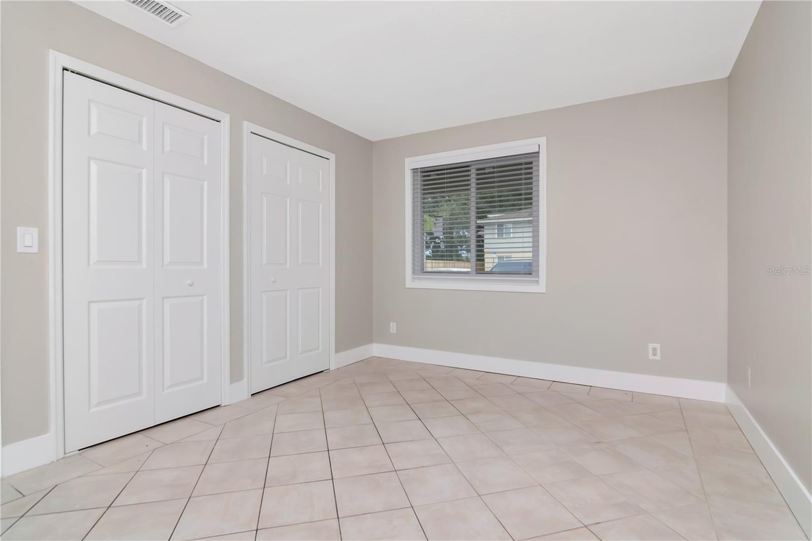 228 BERRY TREE PL — photo 18