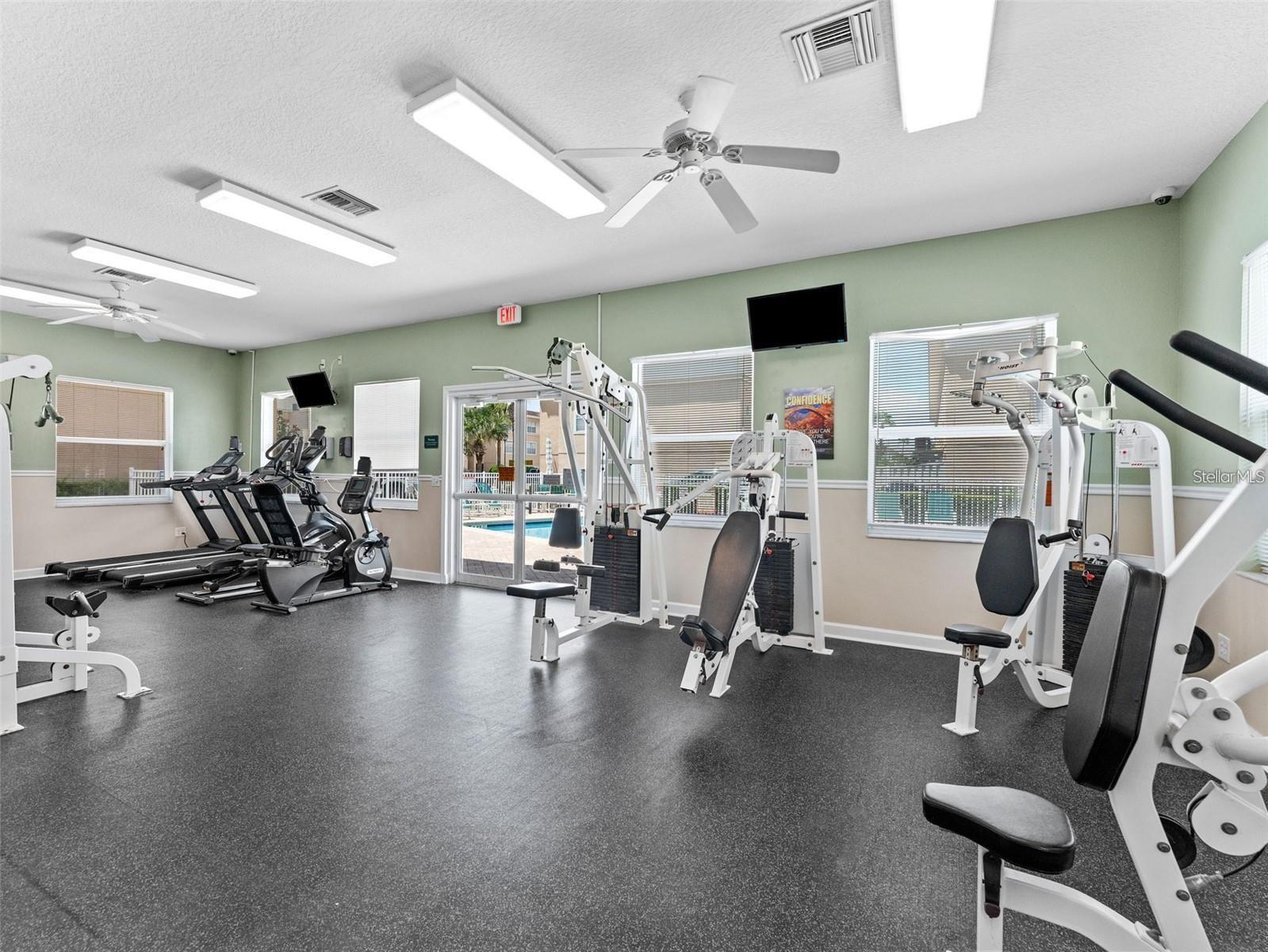 5633 BLACKFIN DR — photo 46