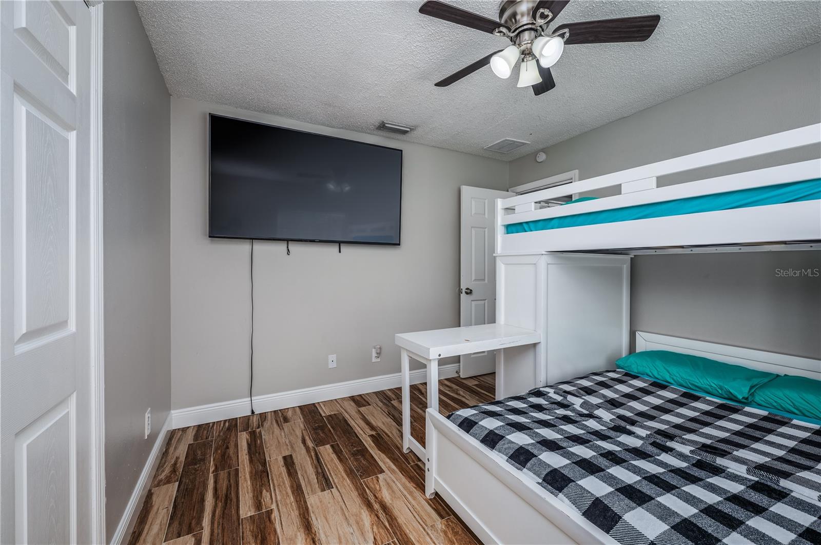 930 SYMPHONY ISLES BLVD — photo 21