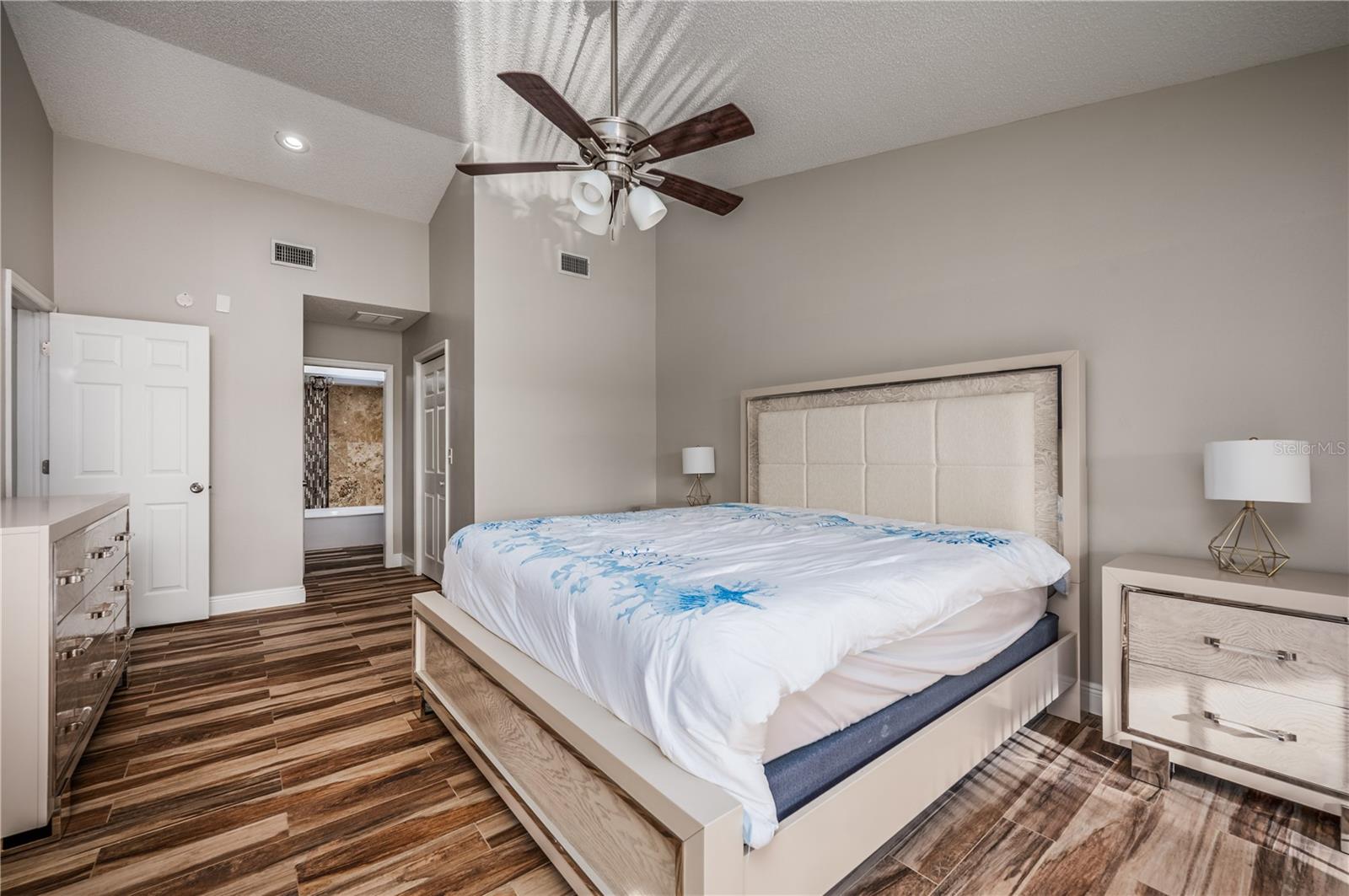 930 SYMPHONY ISLES BLVD — photo 27