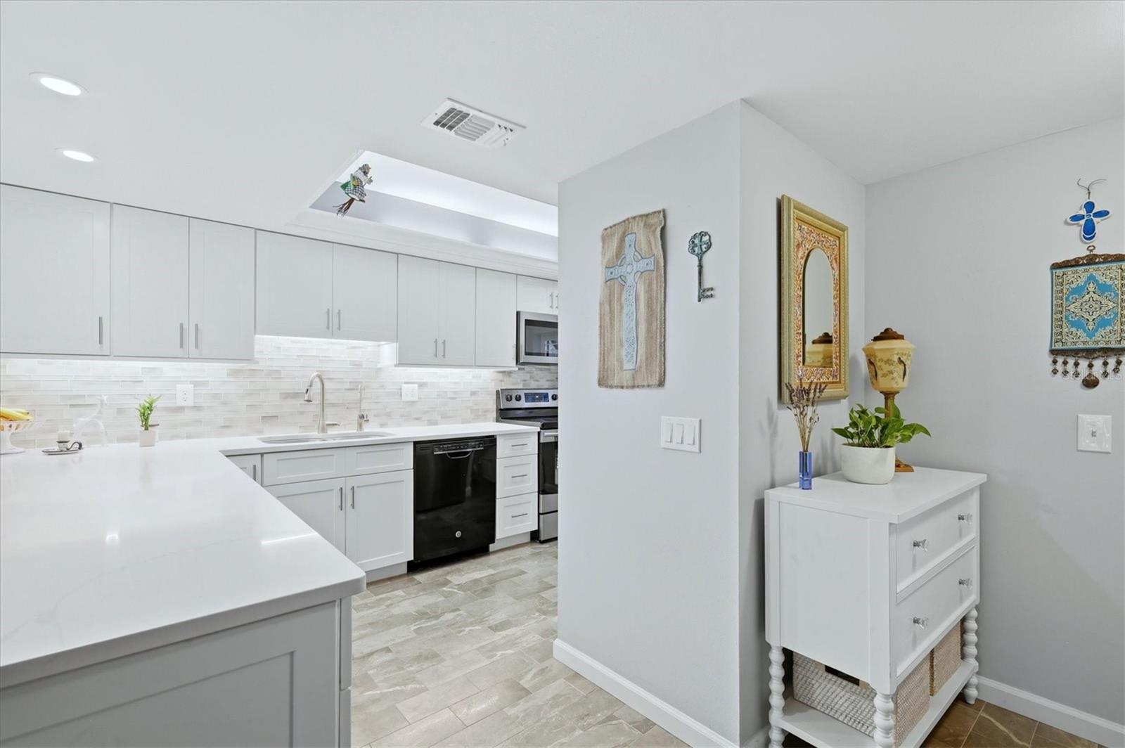 3361 CROSS CREEK DR #3361 — photo 9