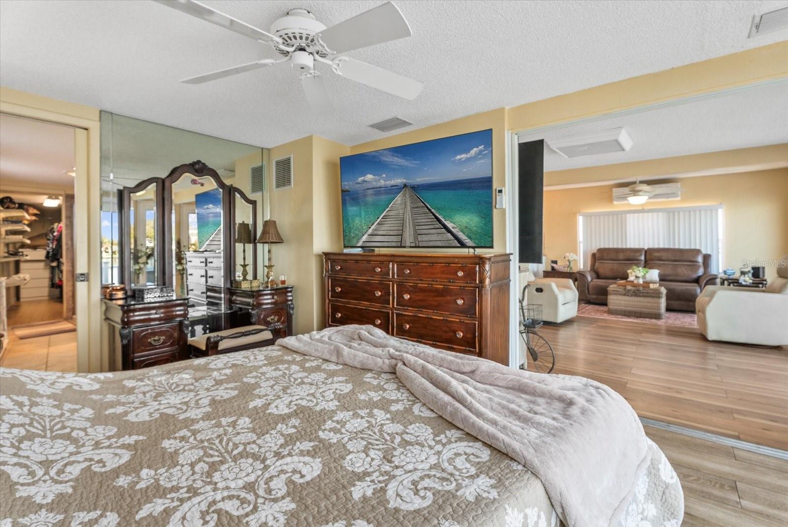 33 N STARBOARD DR — photo 23