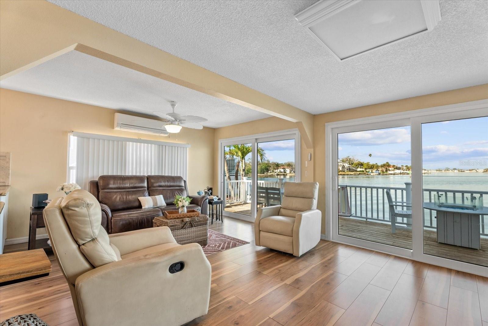 33 N STARBOARD DR — photo 13
