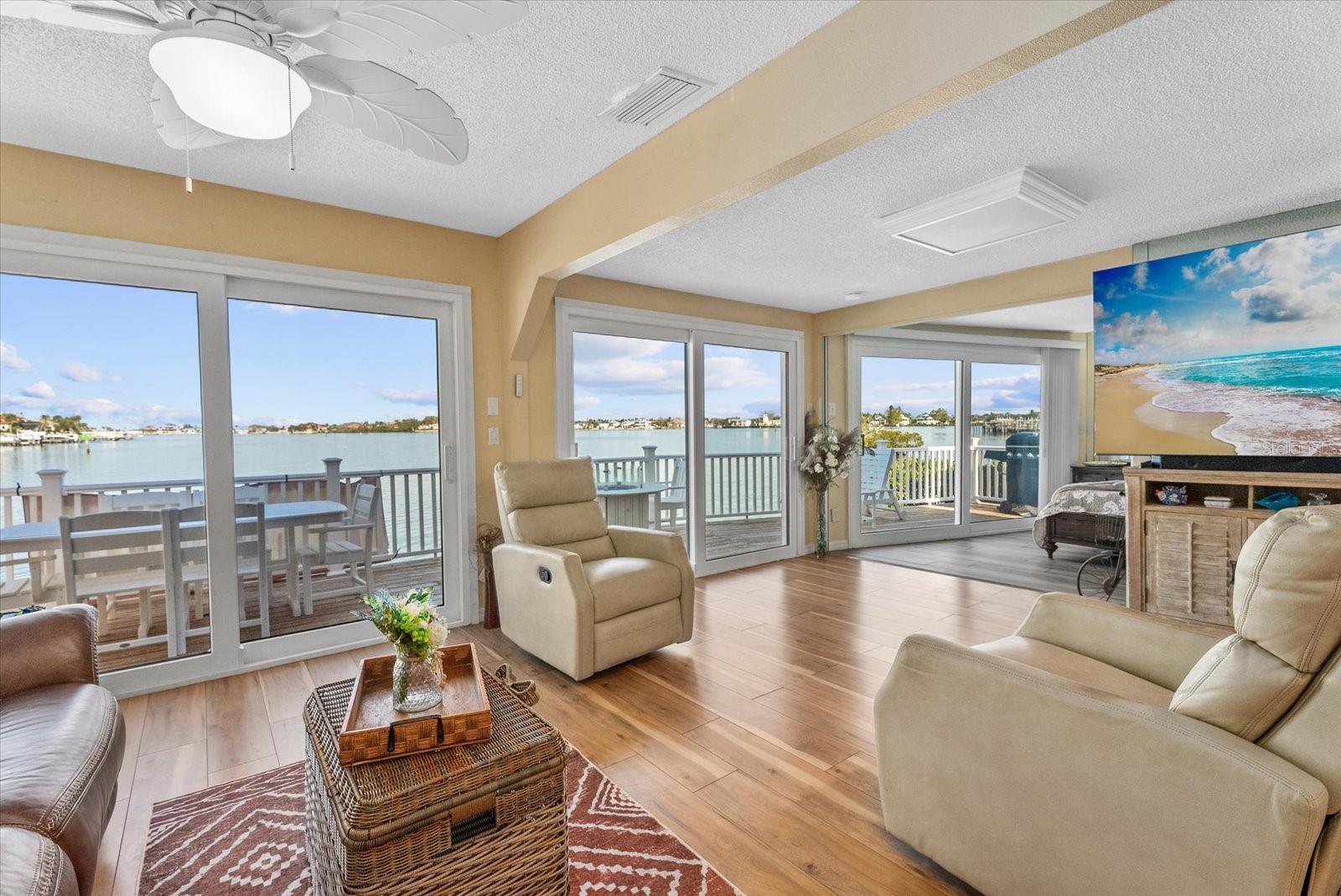 33 N STARBOARD DR — photo 15