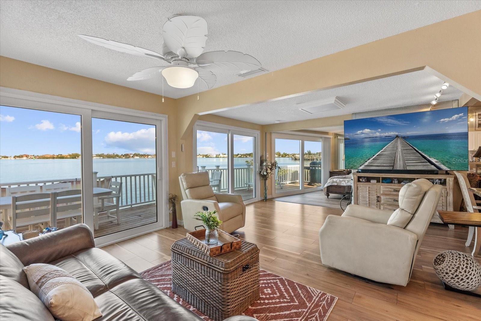 33 N STARBOARD DR — photo 16
