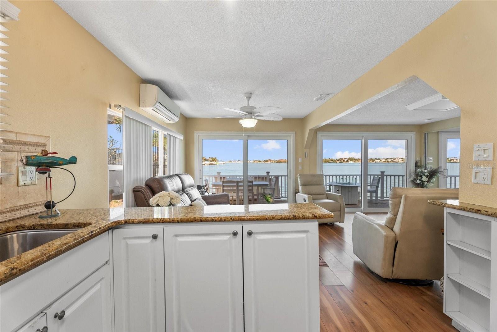 33 N STARBOARD DR — photo 20
