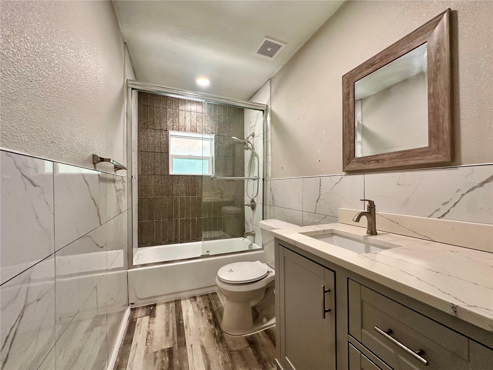 8517 N HIGHLAND AVE — photo 8