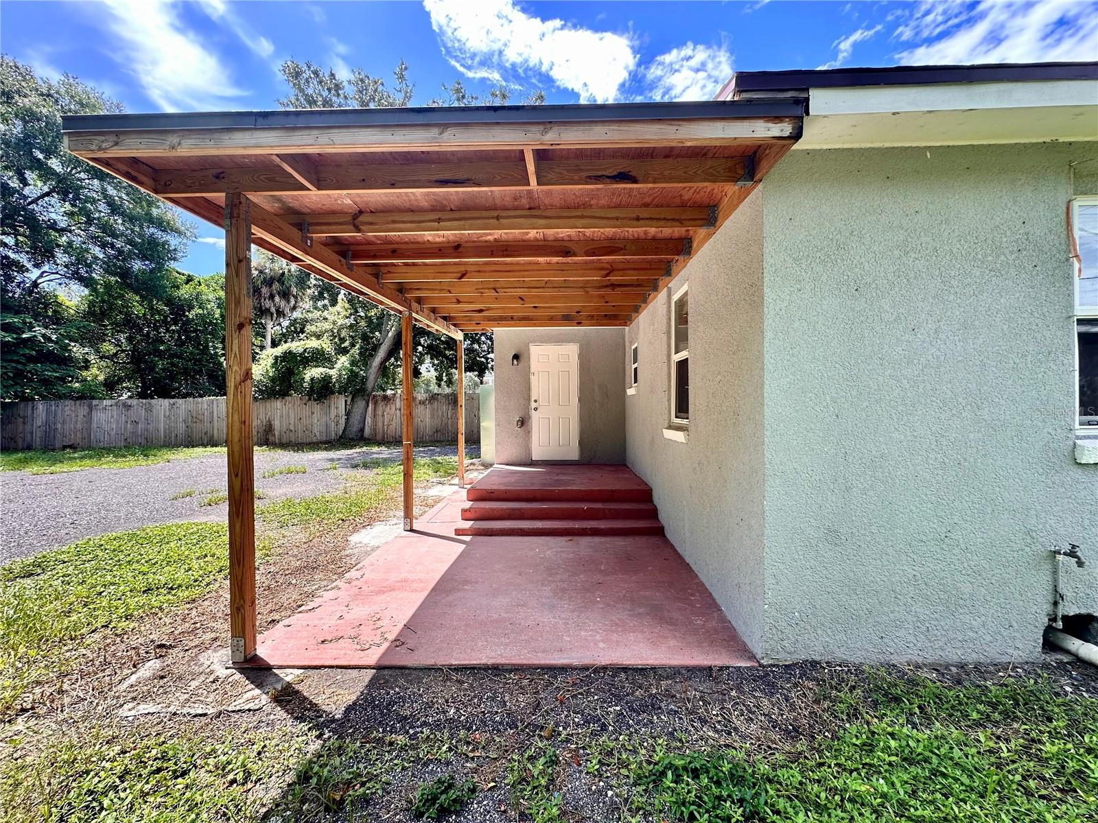 8517 N HIGHLAND AVE — photo 12
