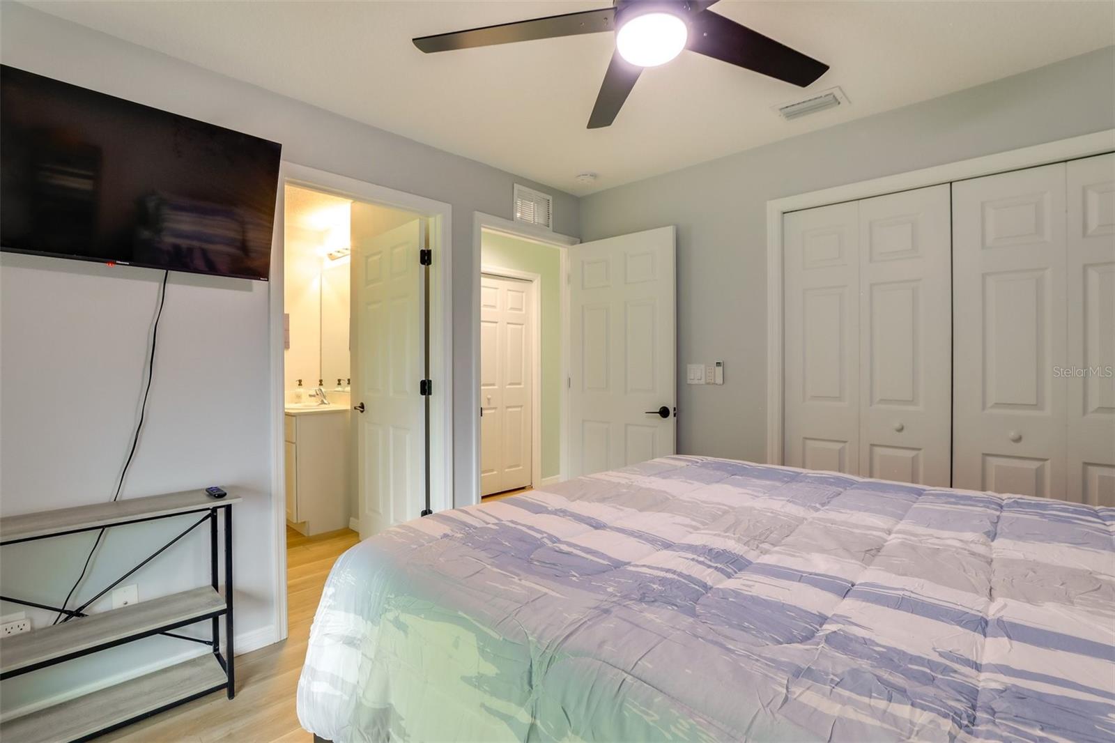 2441 6TH AVENUE DR E — photo 10