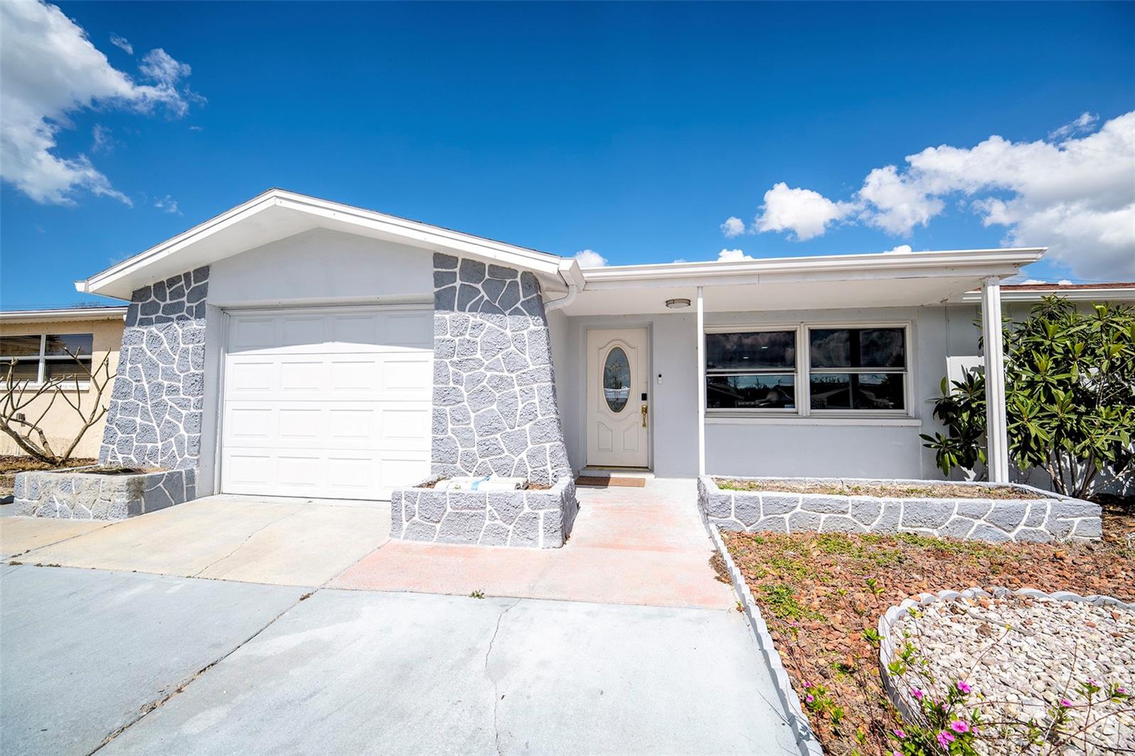 4301 WESTWOOD DR — photo 13