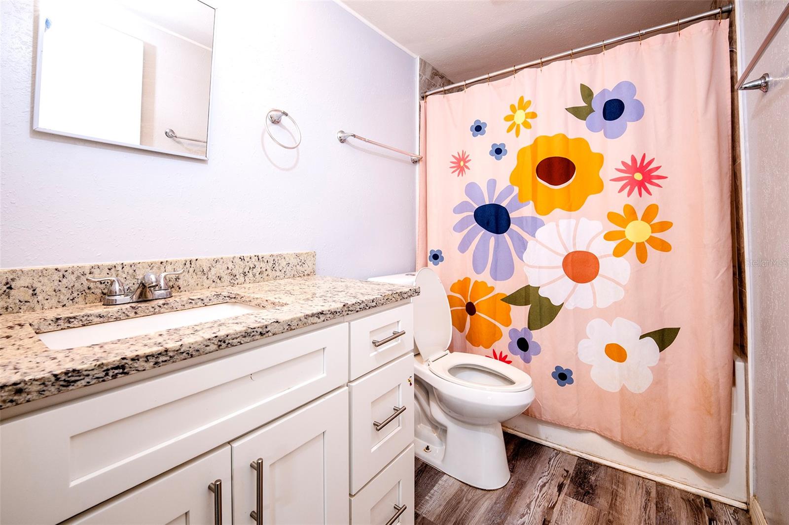 4301 WESTWOOD DR — photo 9