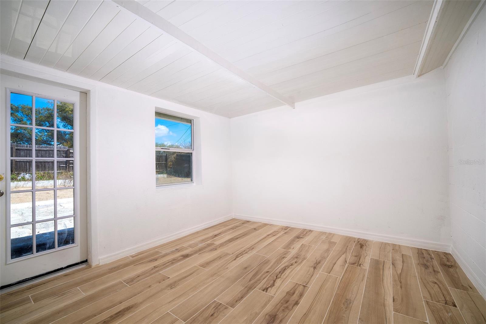 4301 WESTWOOD DR — photo 6