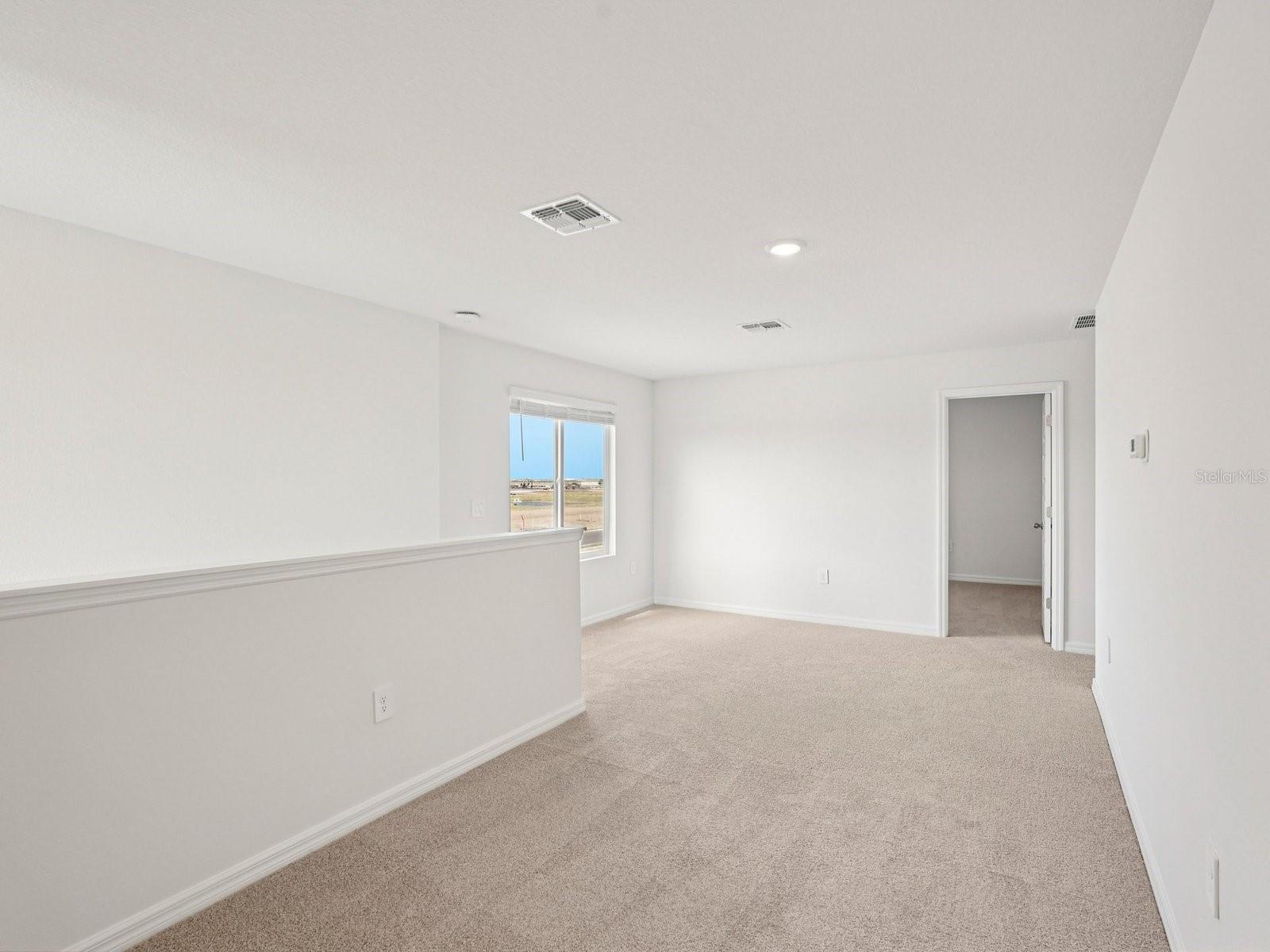 13613 SHELLMORE AVE — photo 9