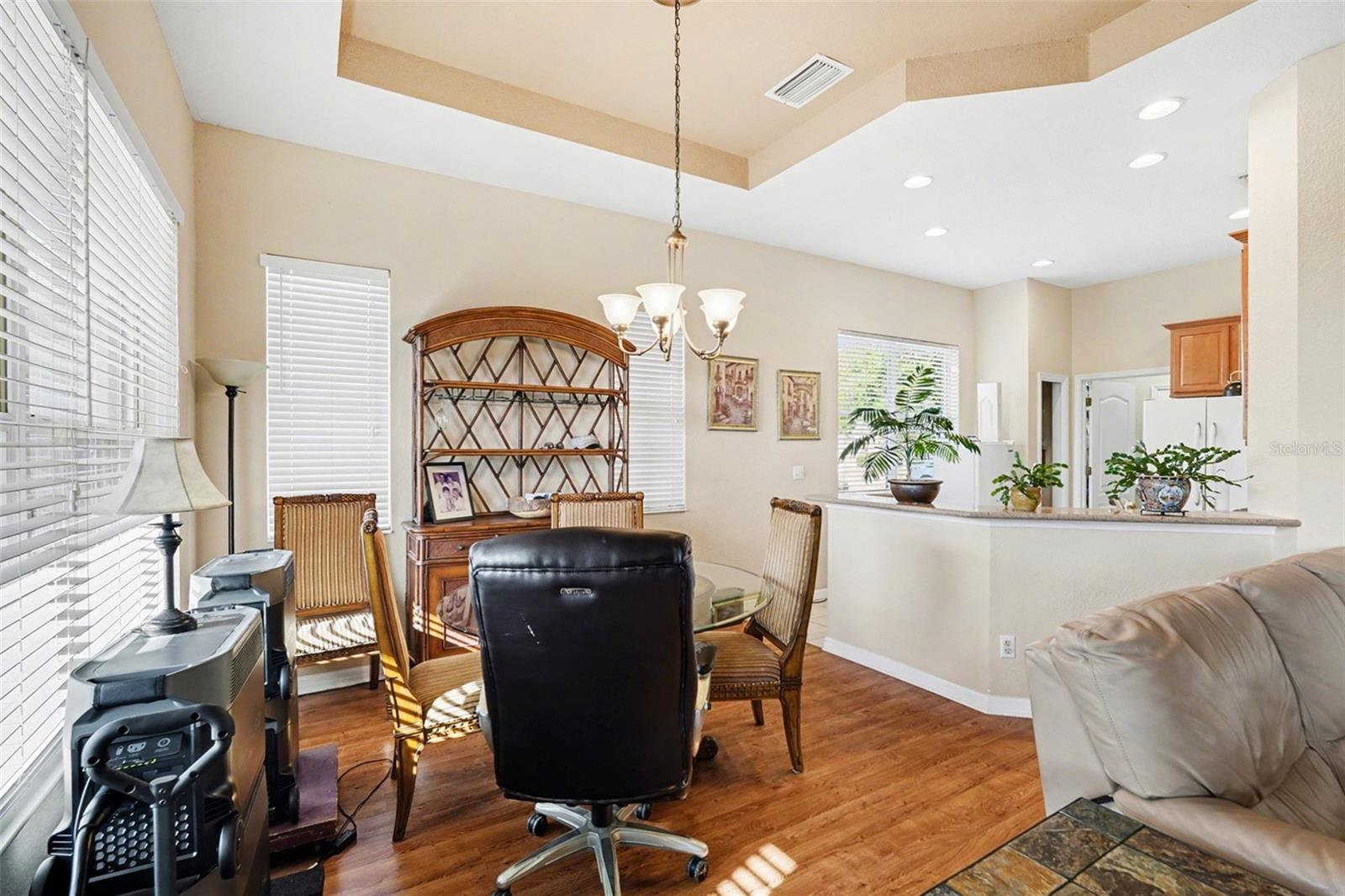 918 REGAL MANOR WAY — photo 9