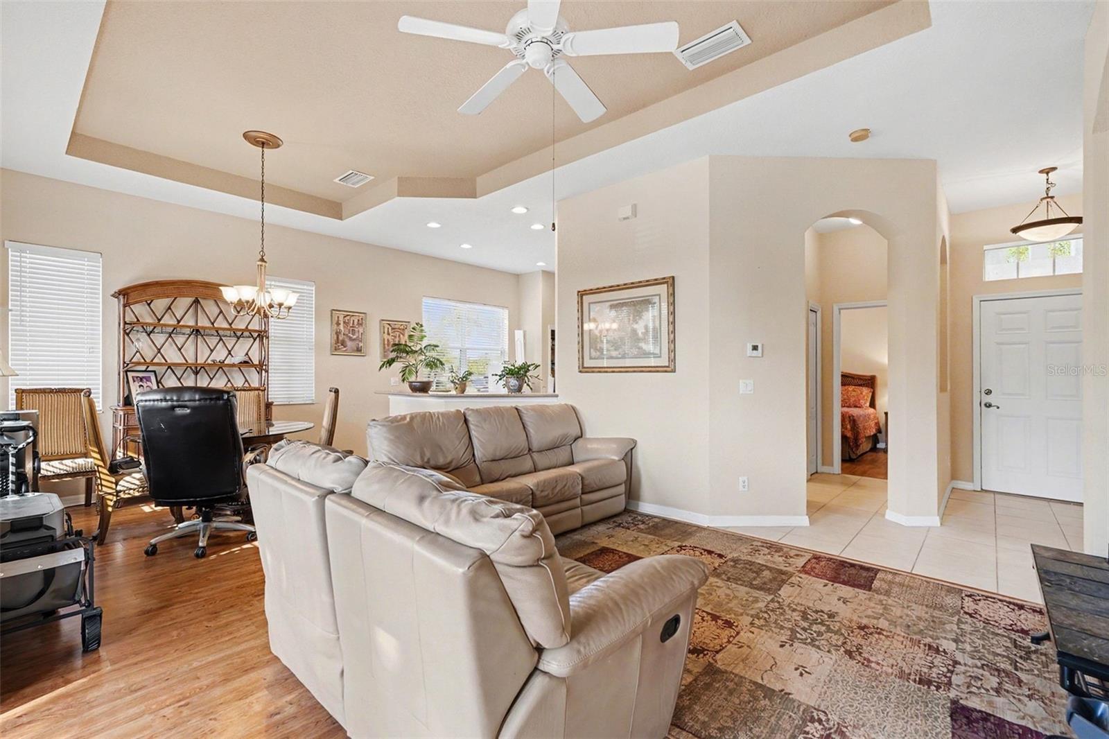 918 REGAL MANOR WAY — photo 4