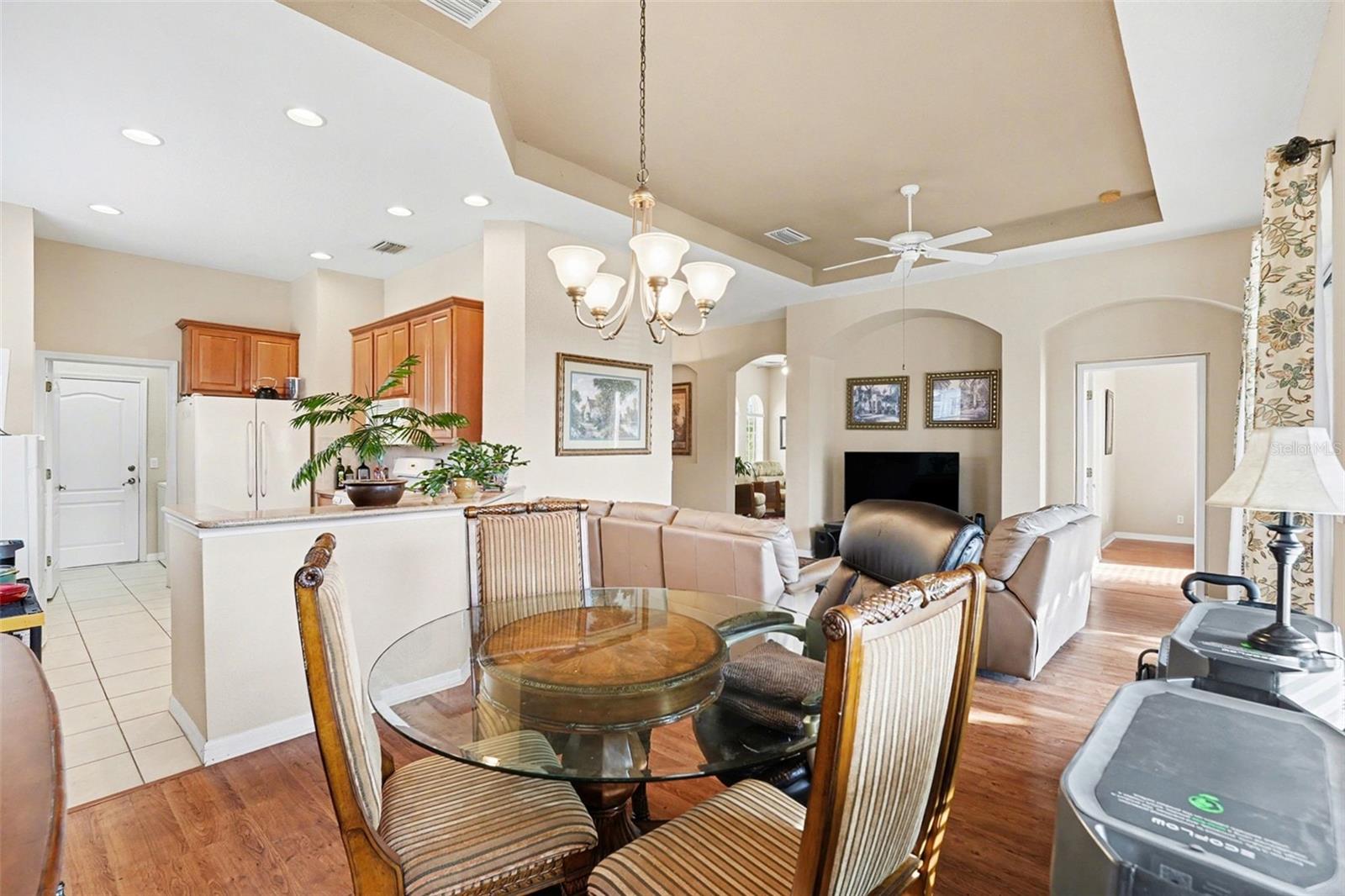 918 REGAL MANOR WAY — photo 10