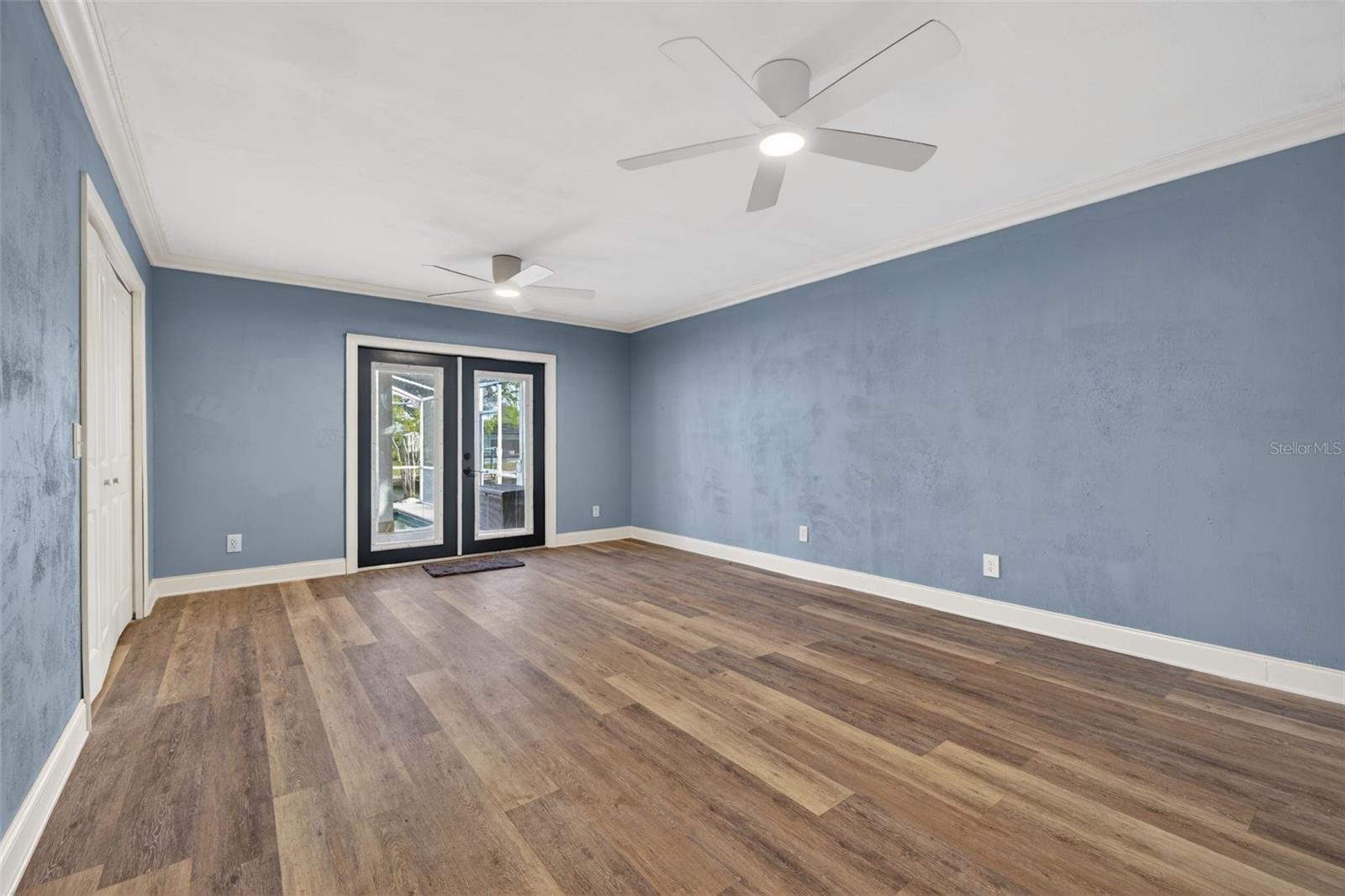 8711 BAY CREST LN — photo 39