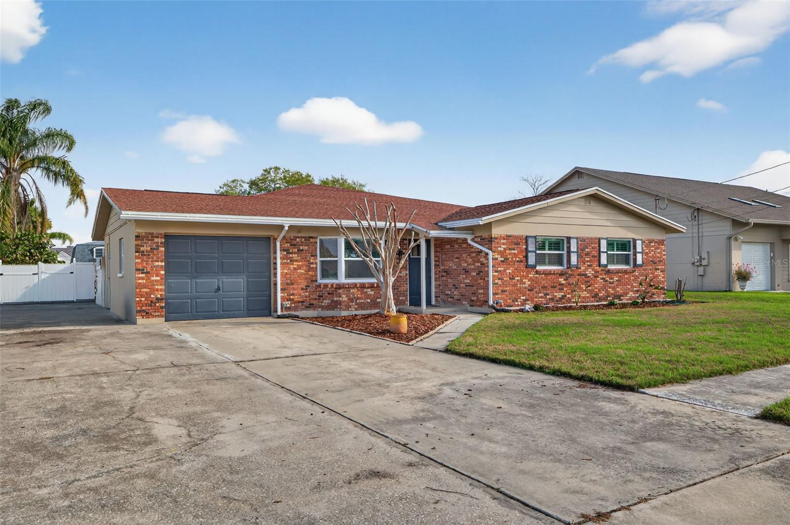 8711 BAY CREST LN — photo 41