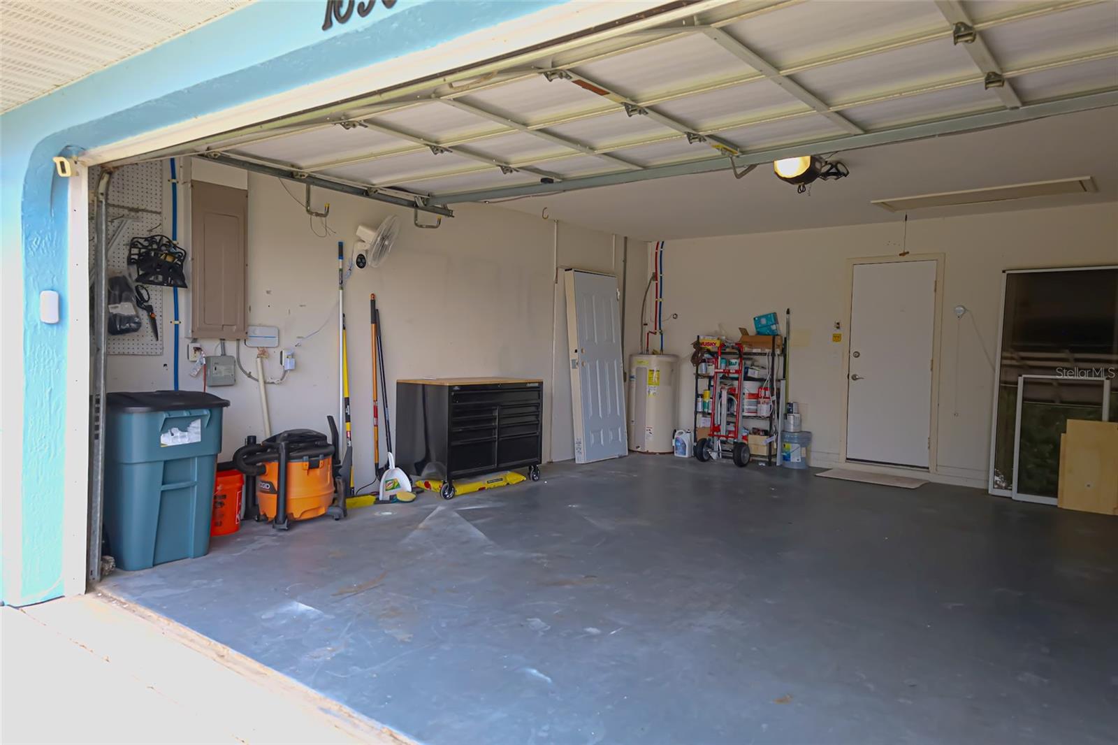 1690 WAXWING CT — photo 38