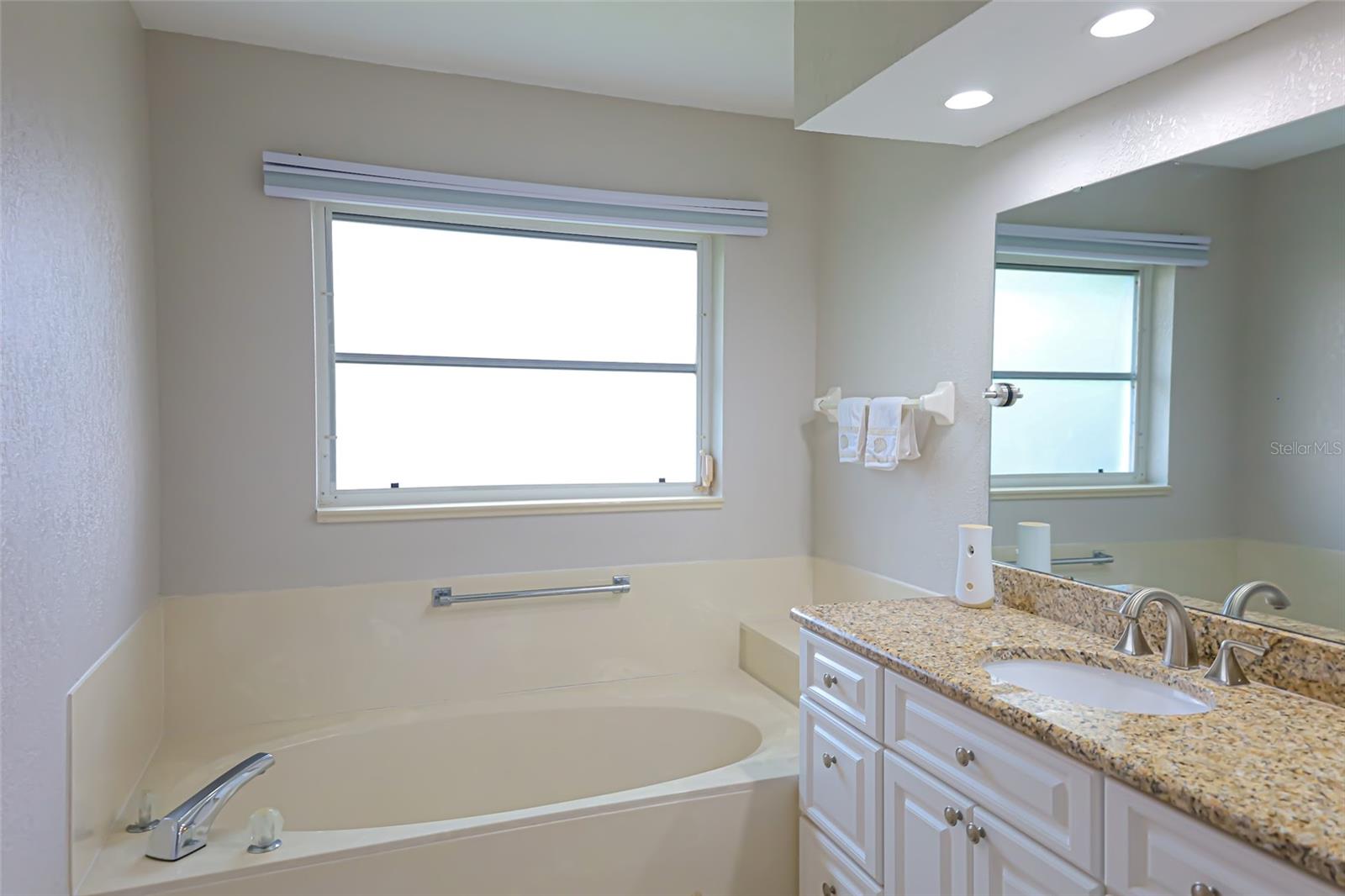 1690 WAXWING CT — photo 12