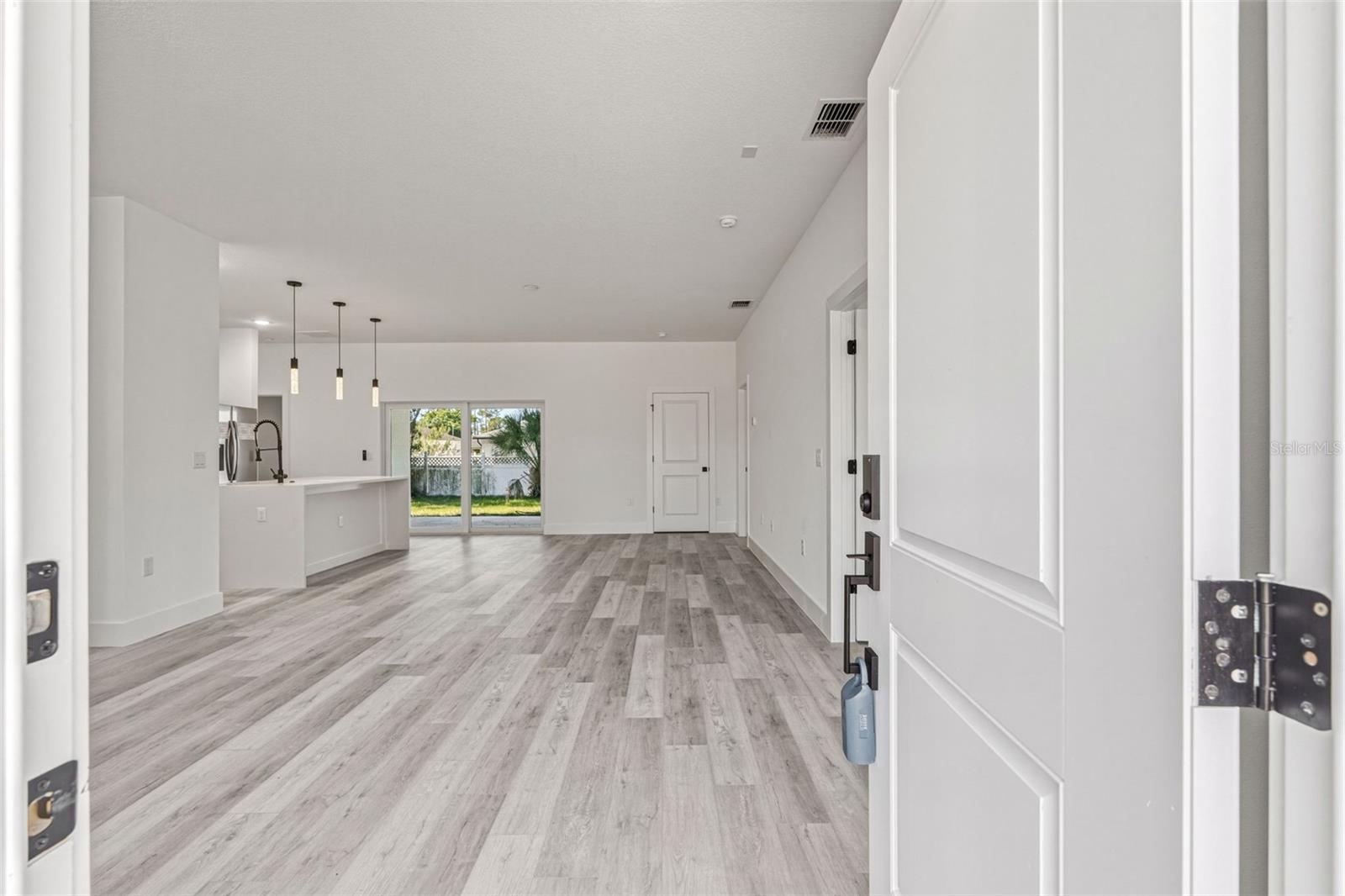 2315 MISTLETO LN — photo 4