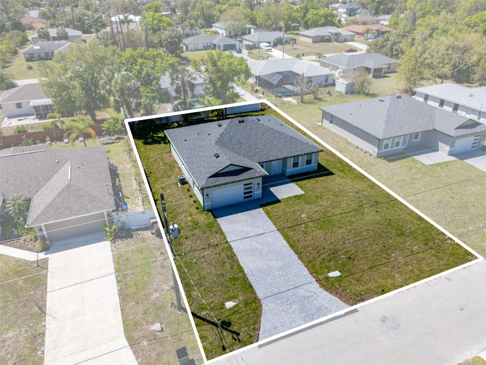 2315 MISTLETO LN — photo 41